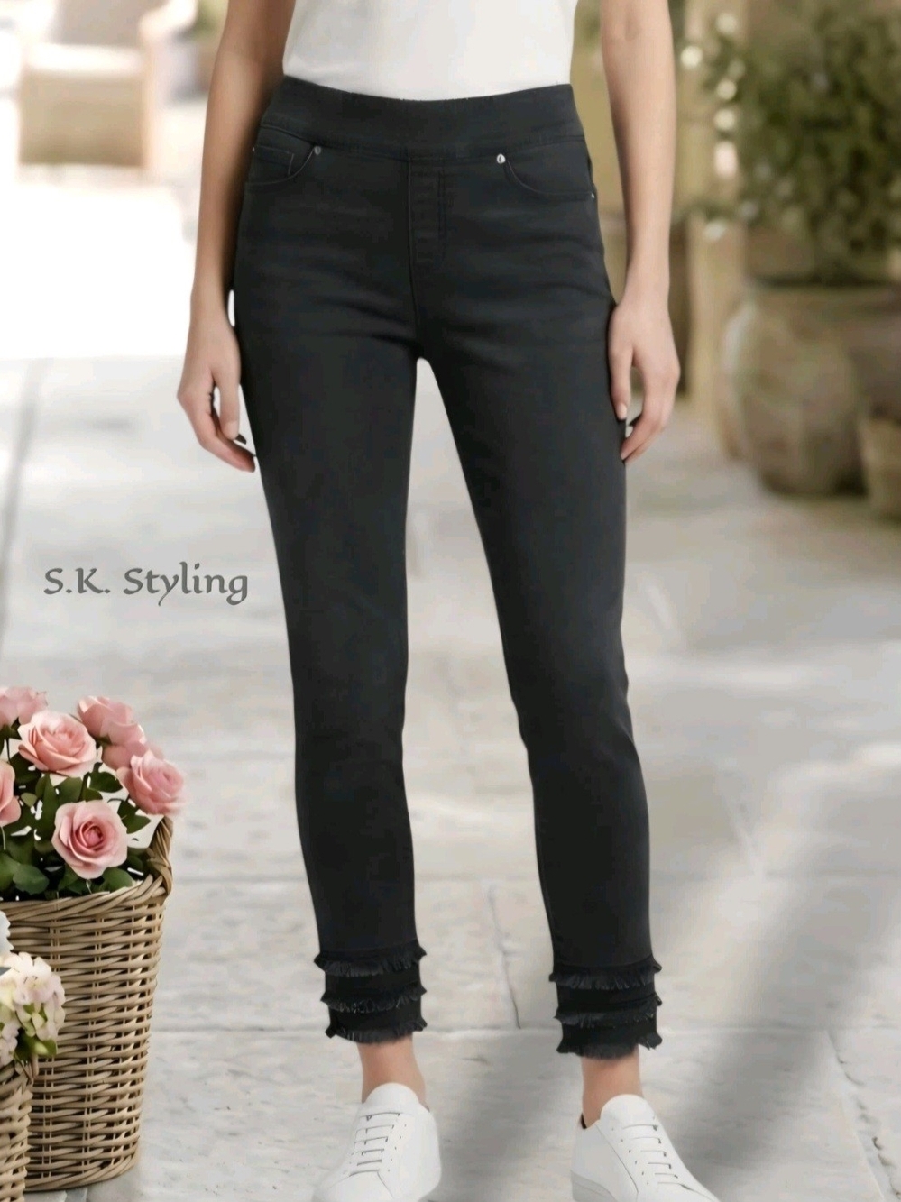 SLIM-SATIONS Pull-on Stretch Denim Pants Fringed Ankle Black size 4P (29"×26)